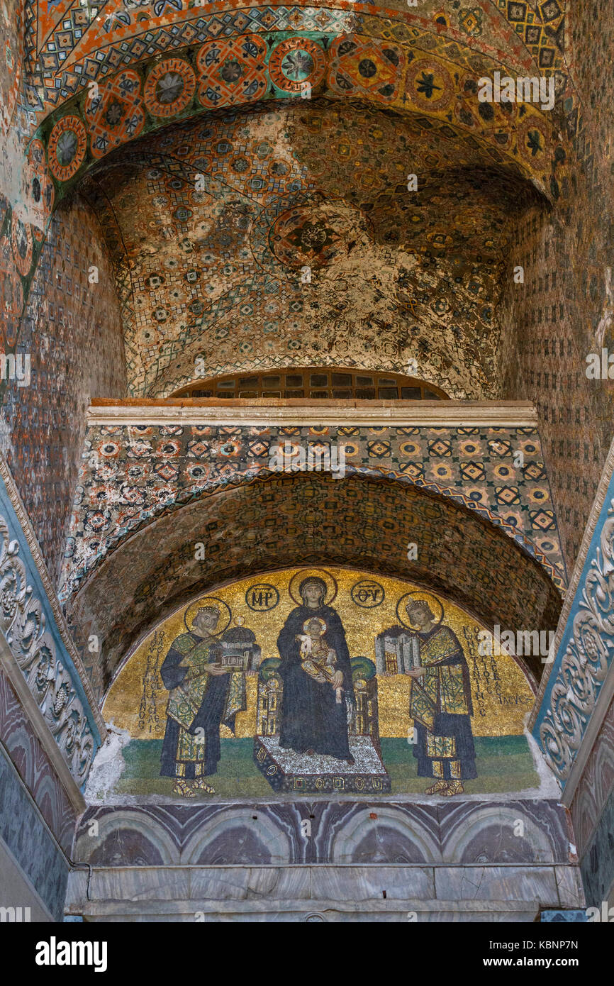 Decorazioni murali onside della cattedrale Bizantina di Aya Sophia, ad Istanbul in Turchia. Foto Stock