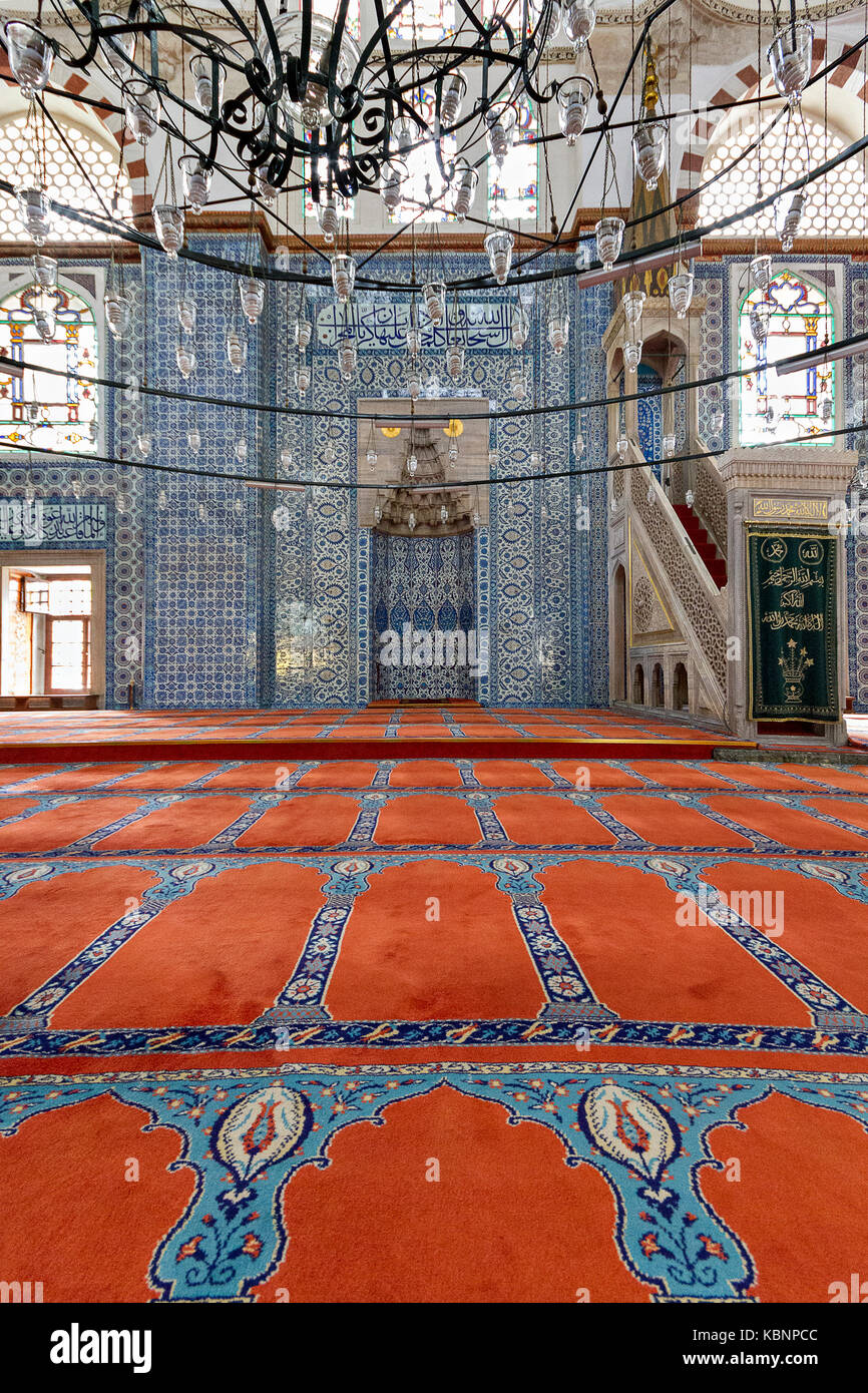 Interno della Moschea Rustem Pasa, a Istanbul, Turchia. Foto Stock