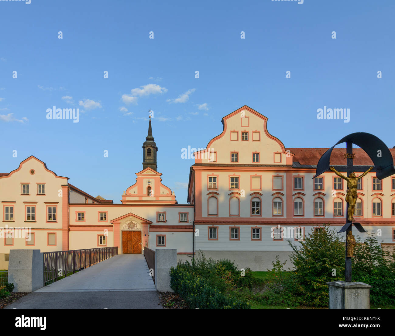 Castello Schloss Neuhaus, Neuhaus am Inn, Niederbayern, Bassa Baviera, Baviera, Baviera, Germania Foto Stock