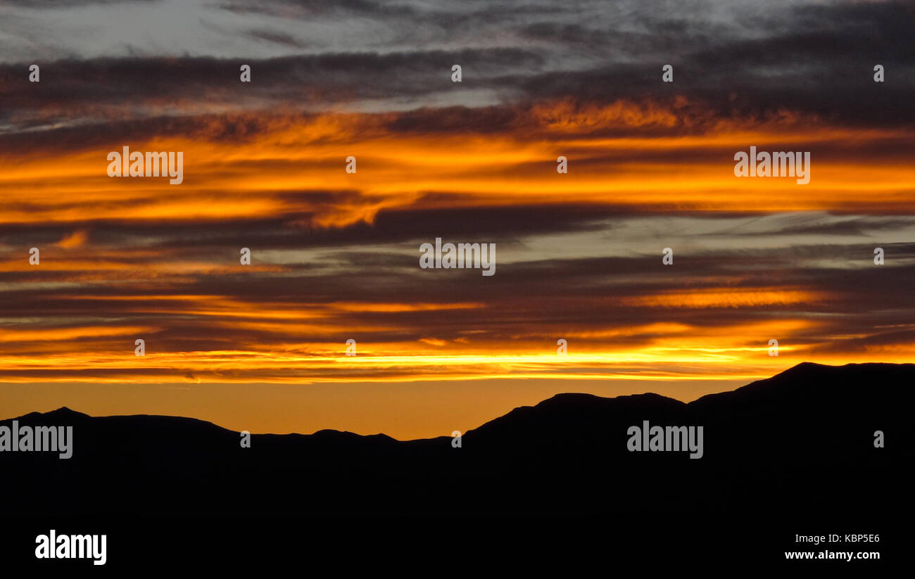 Fiery sunset, Boulder City, Nevada Foto Stock