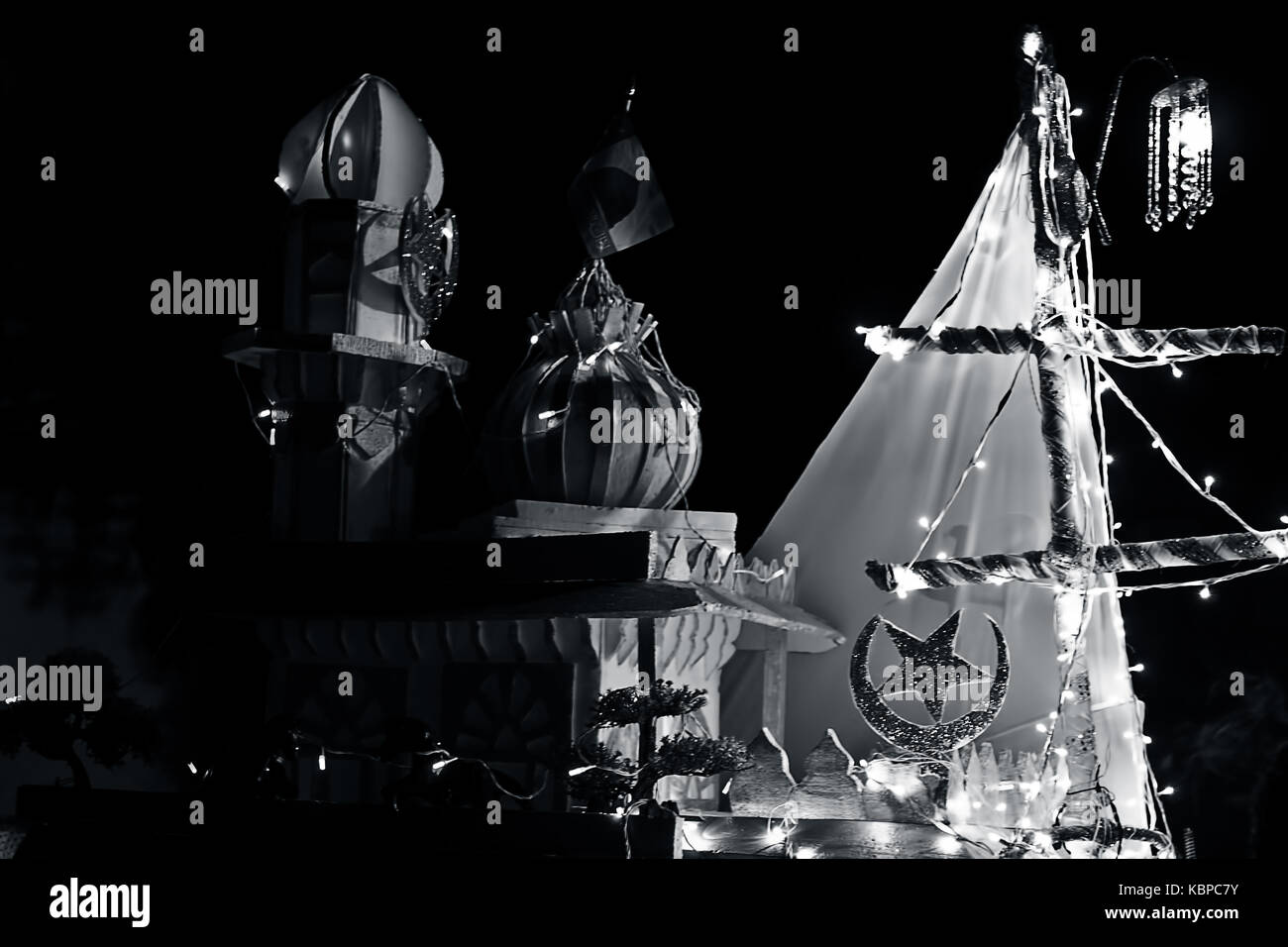 Junagadh,gujarat/India 30,settembre 2017 - La processione tazia visto durante il lutto processione di moharram, junagadh, Gujarat, India. Foto Stock