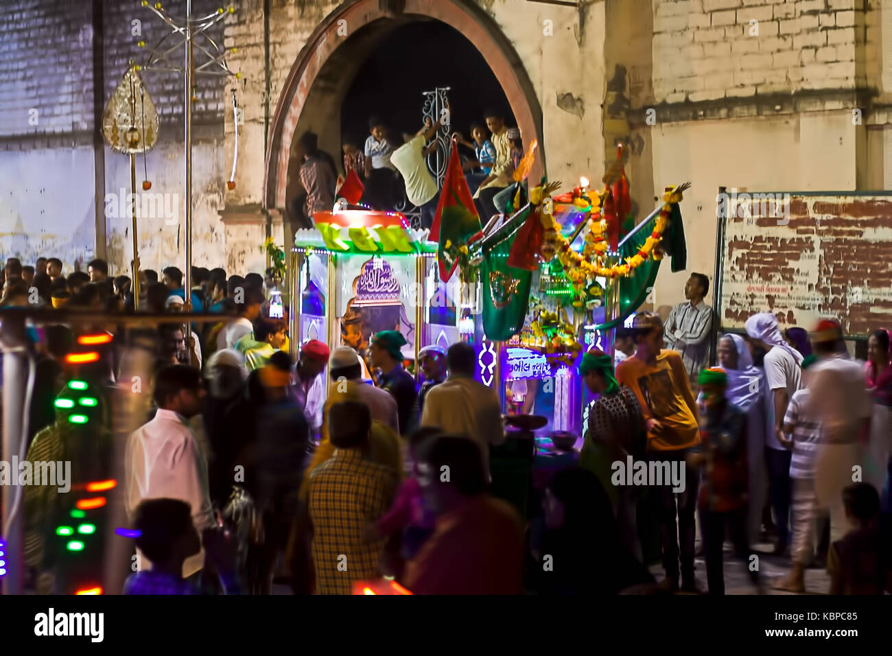 Junagadh,gujarat/India 30,settembre 2017 - La processione tazia visto durante il lutto processione di moharram, junagadh, Gujarat, India. Foto Stock