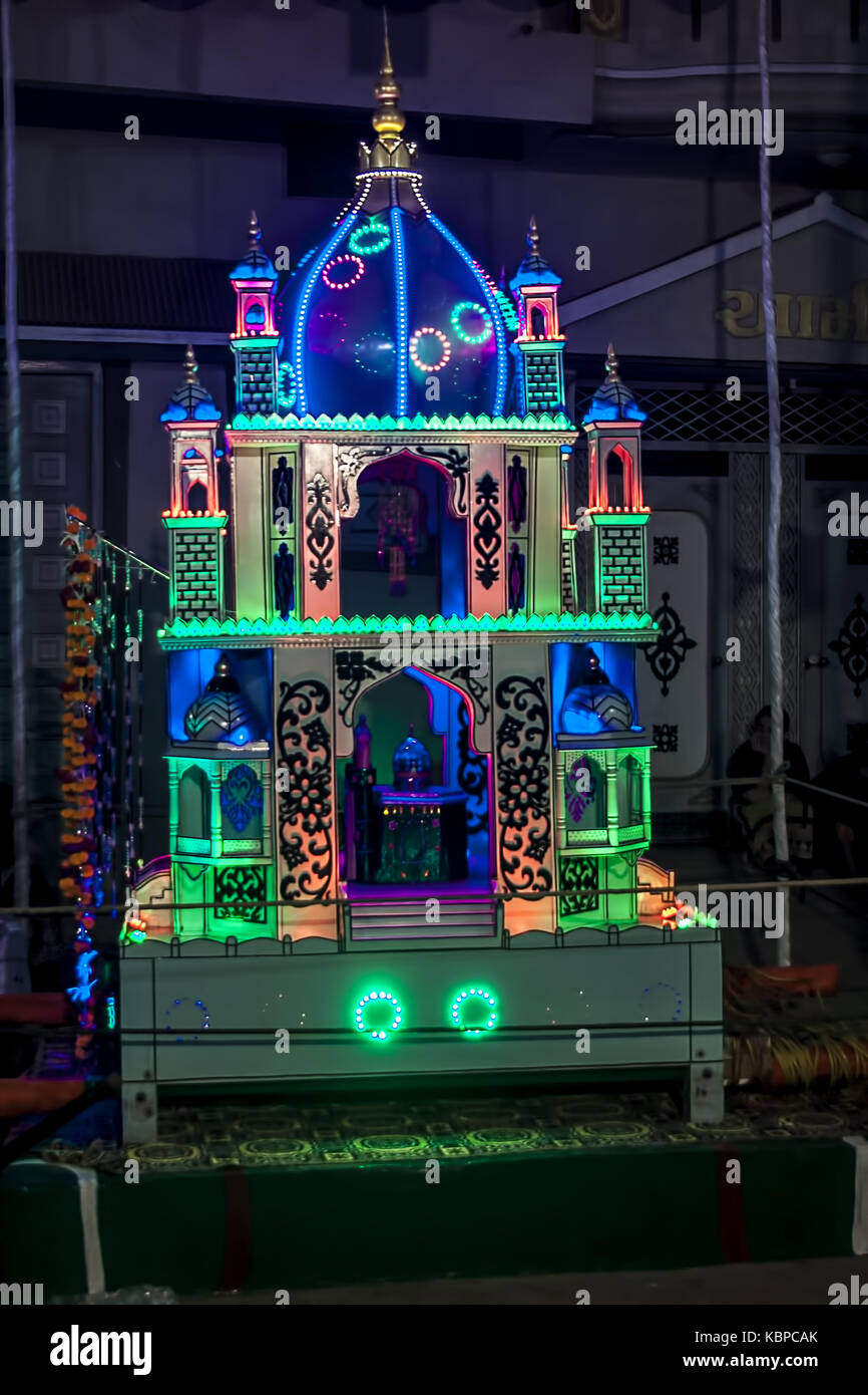 Junagadh,gujarat/India 30,settembre 2017 - La processione tazia visto durante il lutto processione di moharram, junagadh, Gujarat, India. Foto Stock