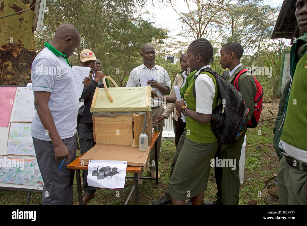 A giudicare la scuola progetto ambientale ces open day 2017 kenya Foto Stock