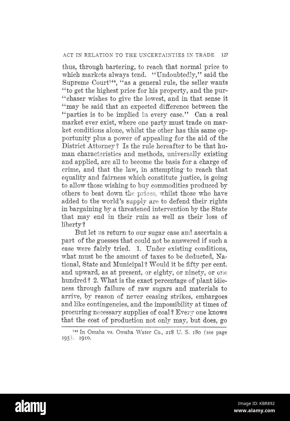 L'opera di Earle del 1920 "Does Price Fixing Destroy Liberty?" esamina le implicazioni economiche e sociali della fissazione dei prezzi, analizzandone gli effetti sulla libertà di mercato e sulla libertà individuale. Foto Stock