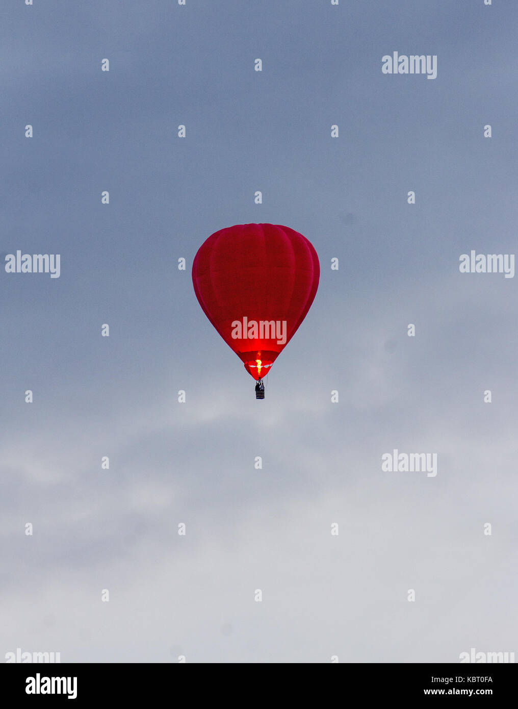 Palloncini alla festa della mongolfiera di York del 2017 che parte dall'ippodromo di York Foto Stock