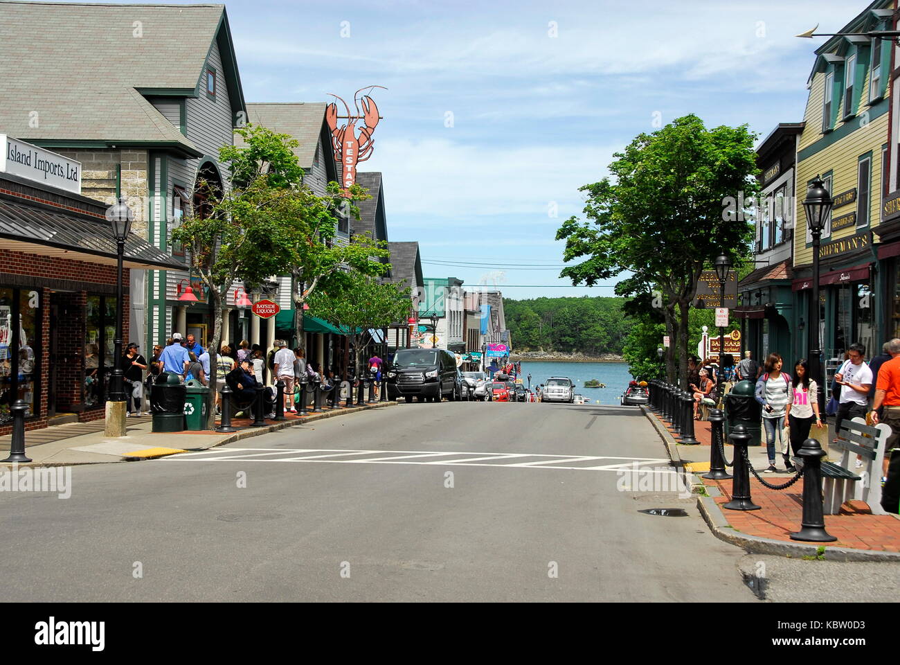 Strada principale nella città di Bar Harbor, Maine Foto Stock