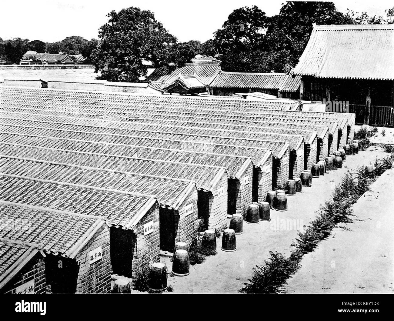 Questa immagine è una continuazione di una serie, probabilmente raffigurante ulteriori scene o soggetti correlati al lavoro precedente. Rappresenta un'ulteriore esplorazione dei temi o degli studi dell'artista. Foto Stock