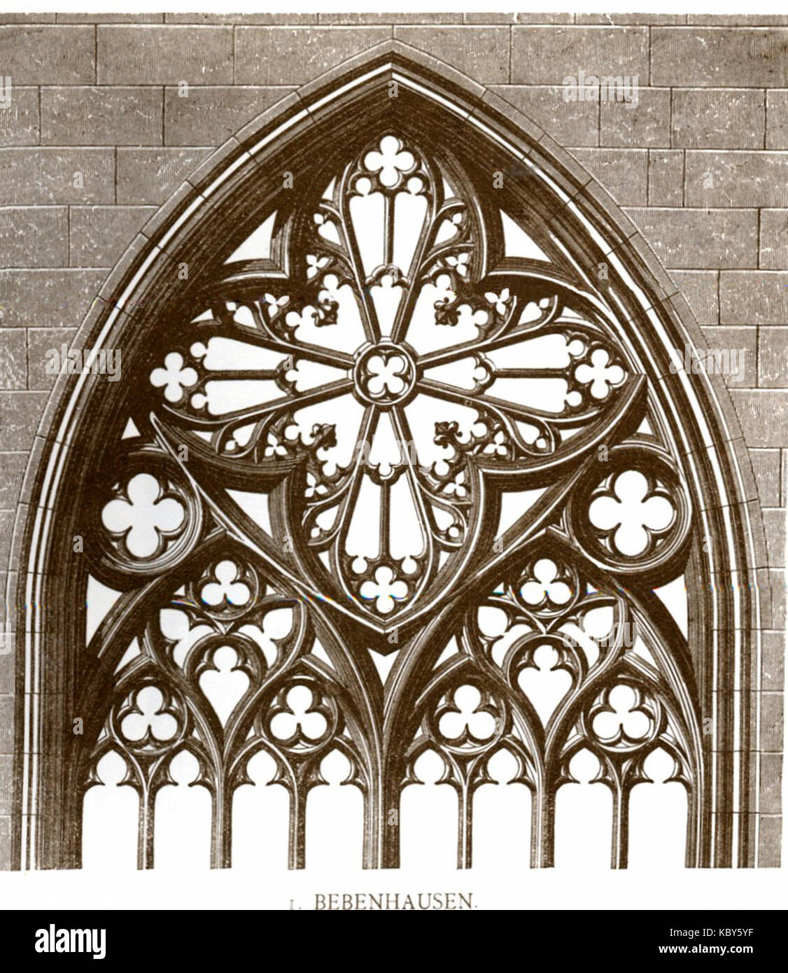 La finestra di Bebenhausen è una storica vetrata del monastero di Bebenhausen in Germania. Presenta intricati disegni medievali, che riflettono l'artigianato artistico del periodo. Foto Stock