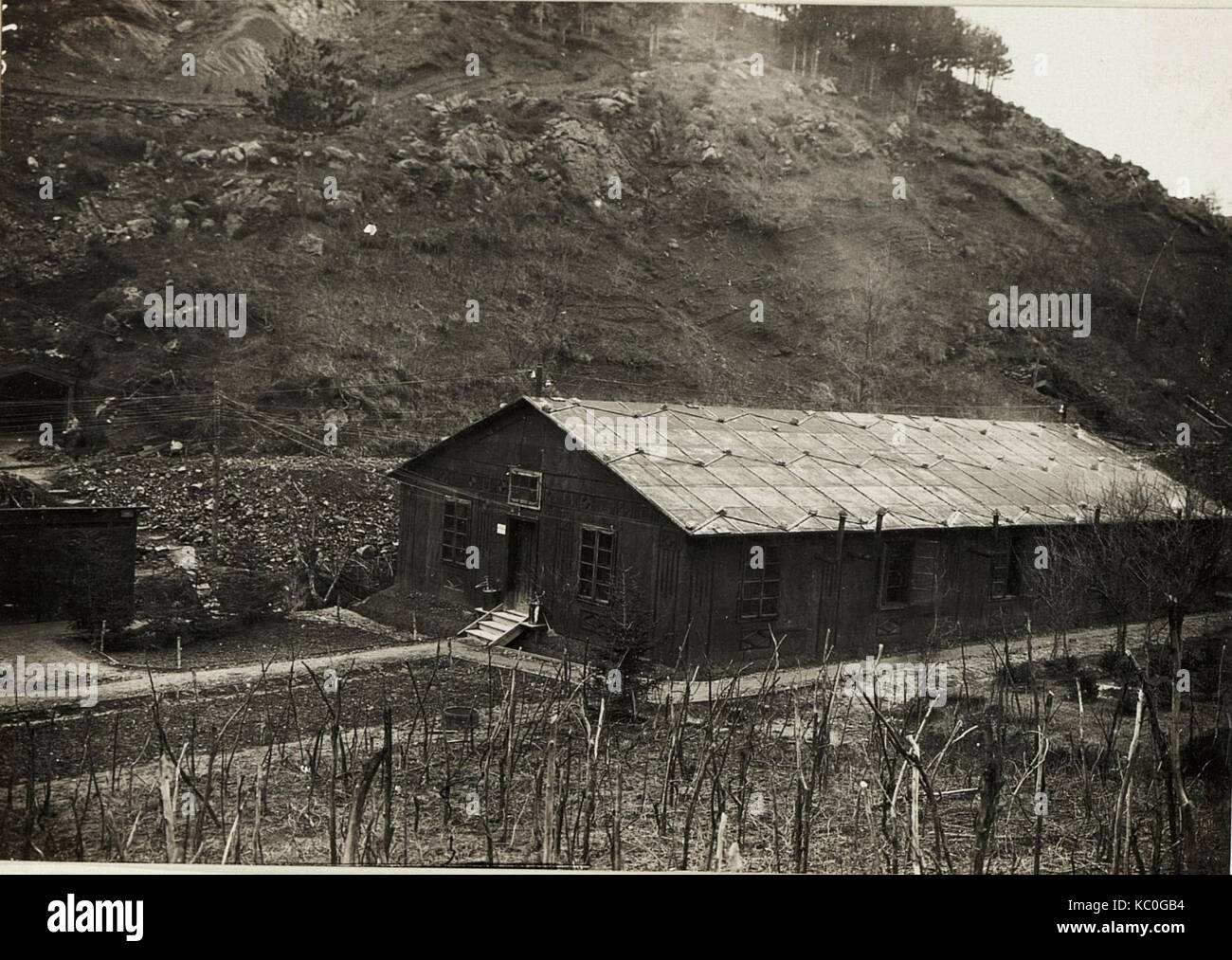 Baracken des XVI. Korps in Vrtovin (BildID 15595503) Foto Stock