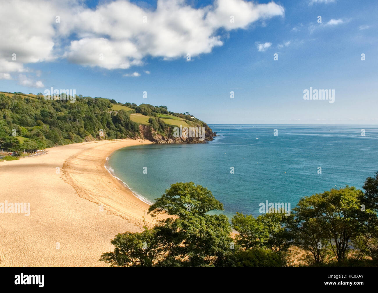 Blackpool Sands, privato spiaggia Bandiera Blu , a 3 miglia a ovest di Dartmouth. aonb- devon, frutti di mare costa. SOUTH WEST COAST PATH. bagnini Foto Stock