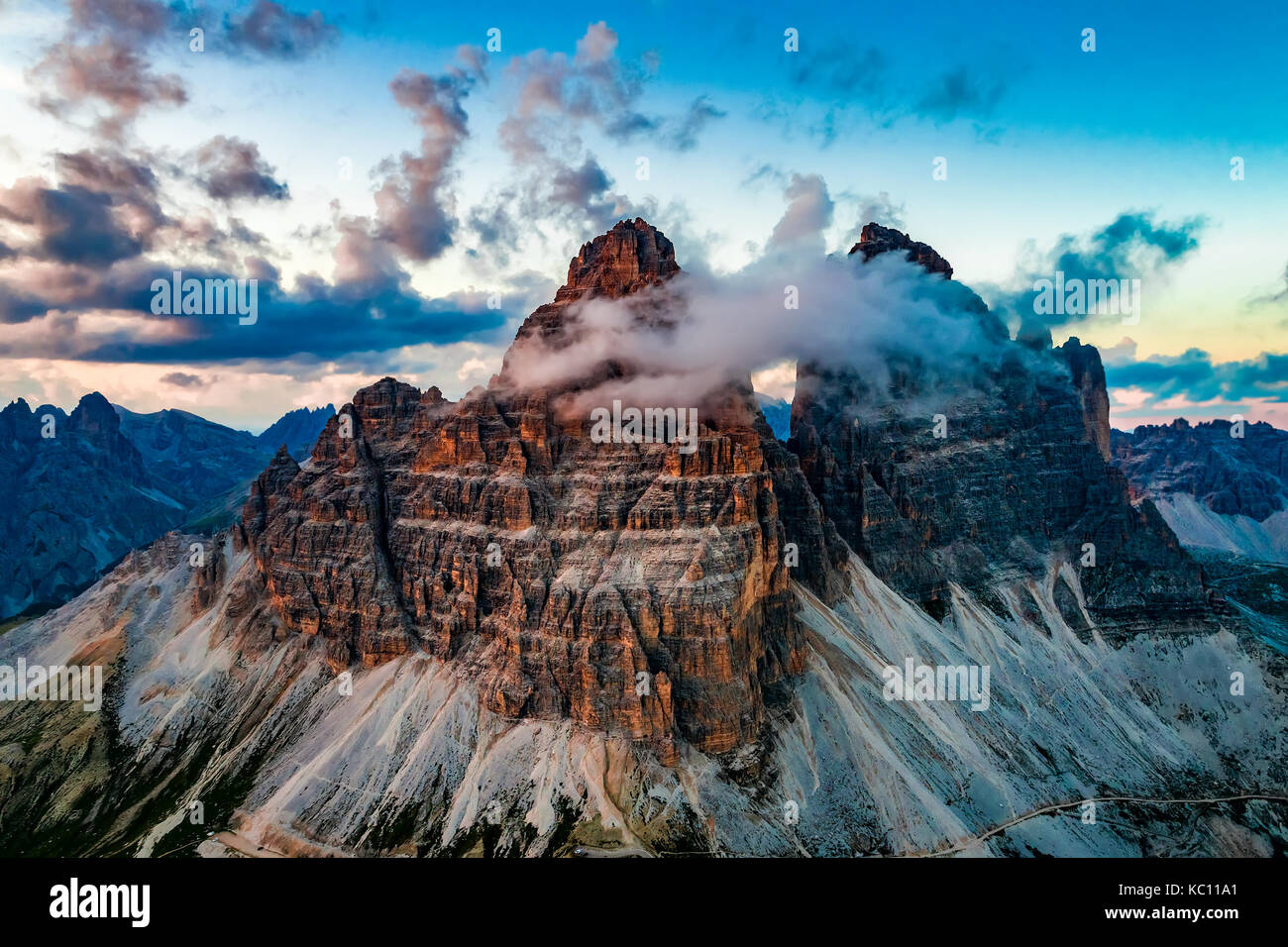 Il parco naturale nazionale tre cime di Lavaredo nelle Dolomiti alpi. bellissima natura dell'Italia. Foto Stock