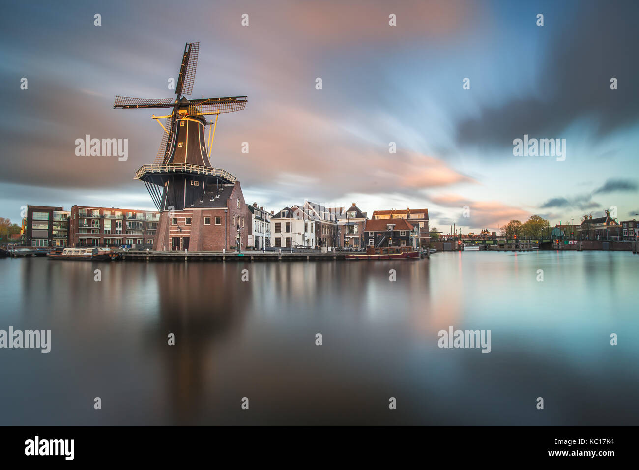 Il mulino a vento di Haarlem, Paesi Bassi Foto Stock