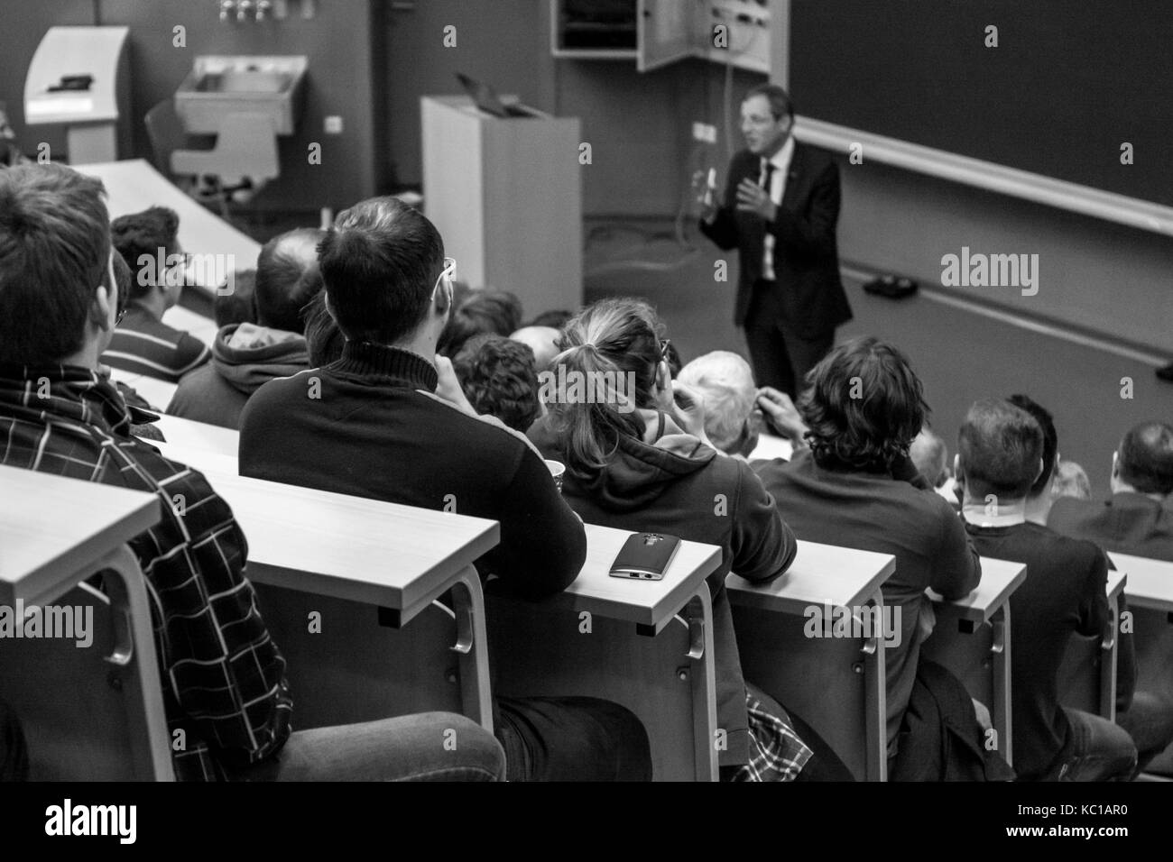 Persona che conduce un discorso. Foto Stock