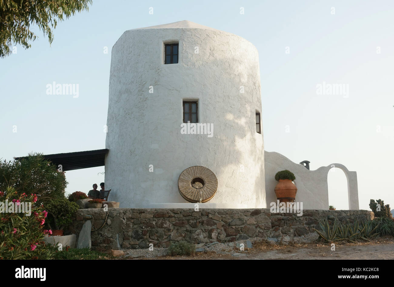 Vecchi Mulini a vento tripitti milos grecia Foto Stock