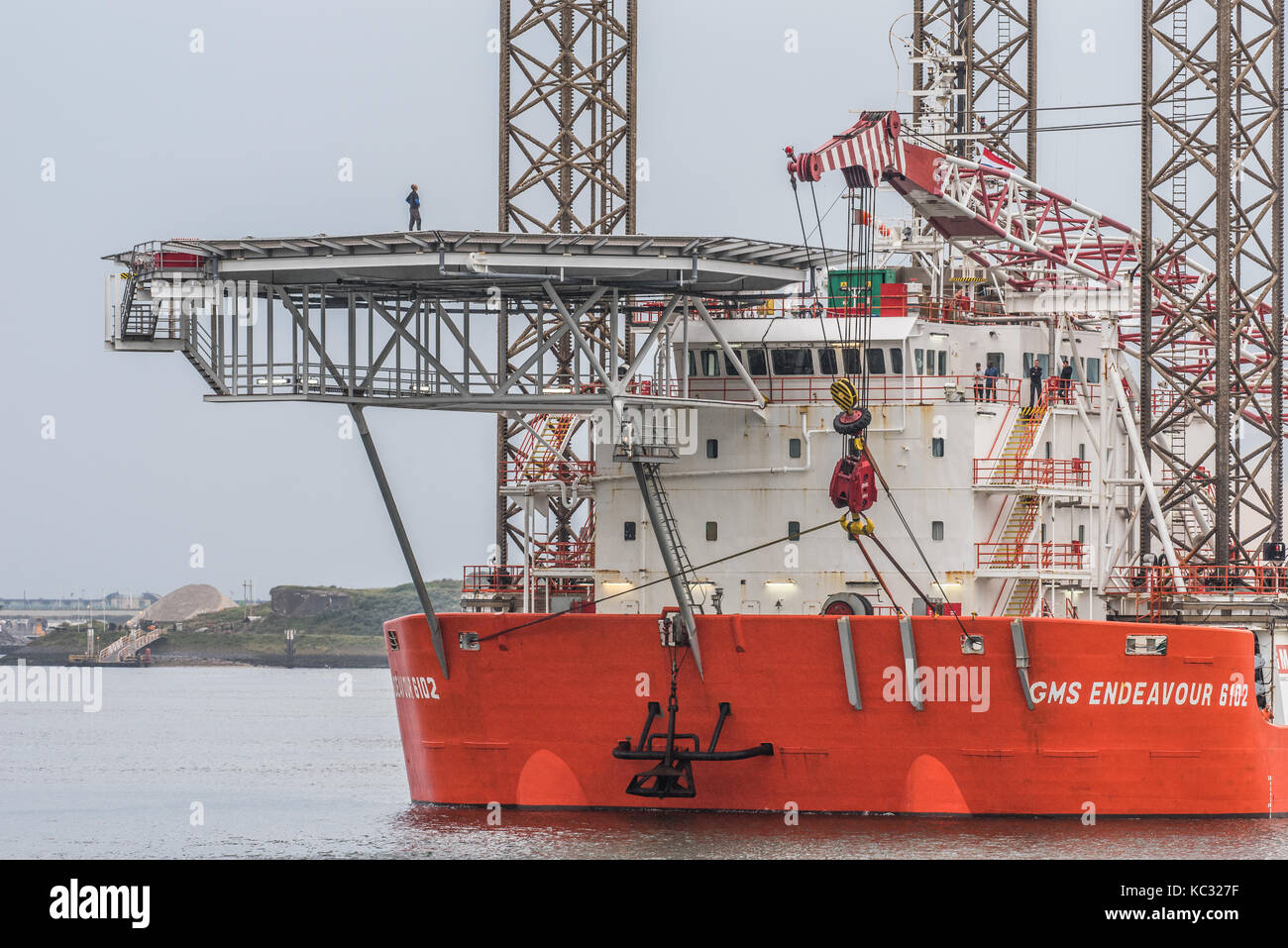 Il gms cercano di entrare le serrature di ijmuiden olanda Foto Stock