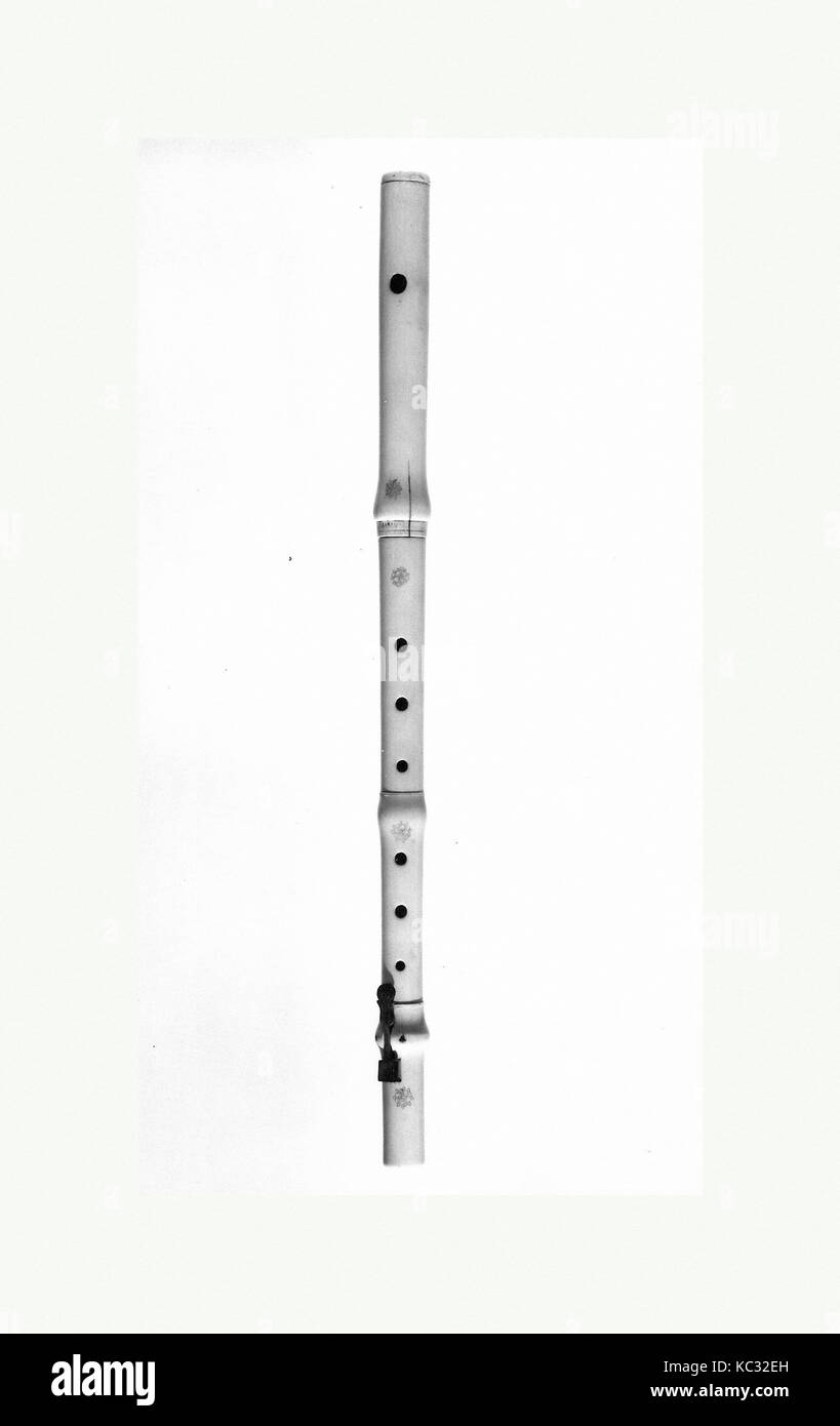 Flauto traverso in F-sharp, tardo XVIII o inizio del XIX secolo Foto Stock