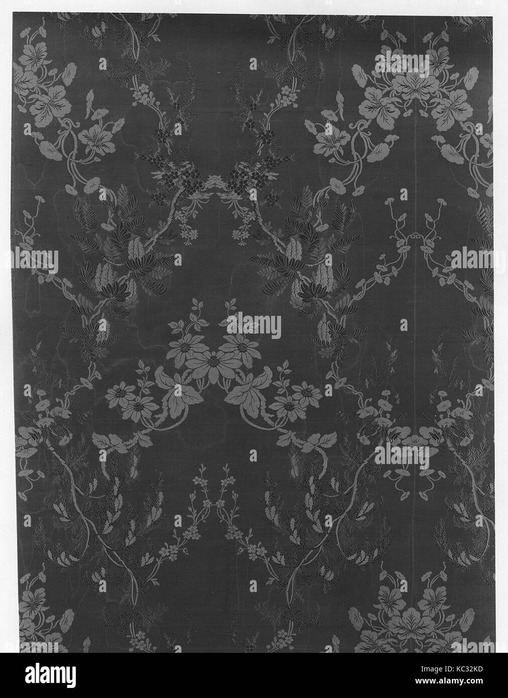 Lunghezza, 1850s, Francese, L. 54 1/4 x W. 37 1/2 pollici (137,8 x 95,3 cm), Textiles-Woven Foto Stock