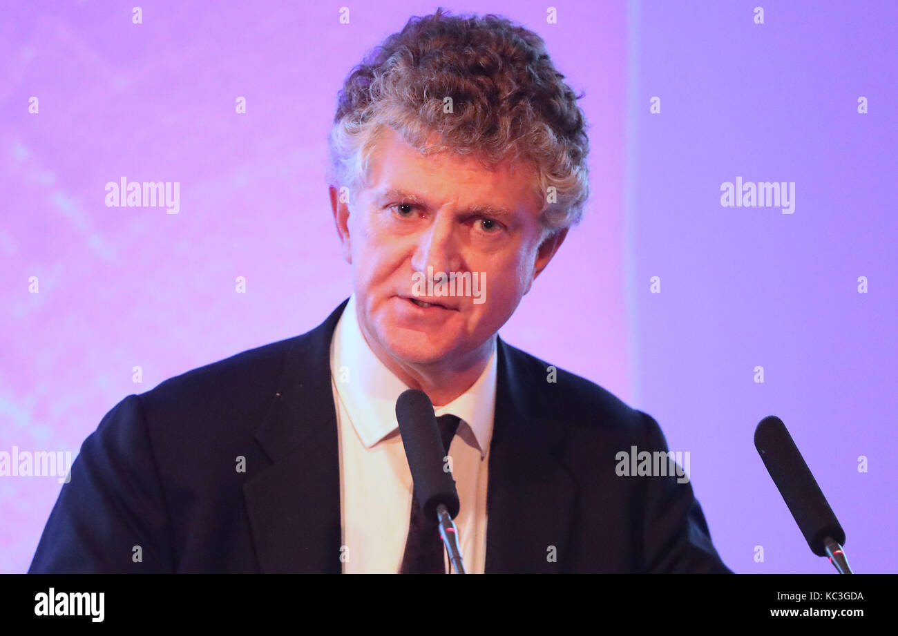 Ex Downing street capo del personale Jonathan Powell gli indirizzi annuali di presidi' e headmistresses' conferenza (HMC) al europa hotel a Belfast. Foto Stock