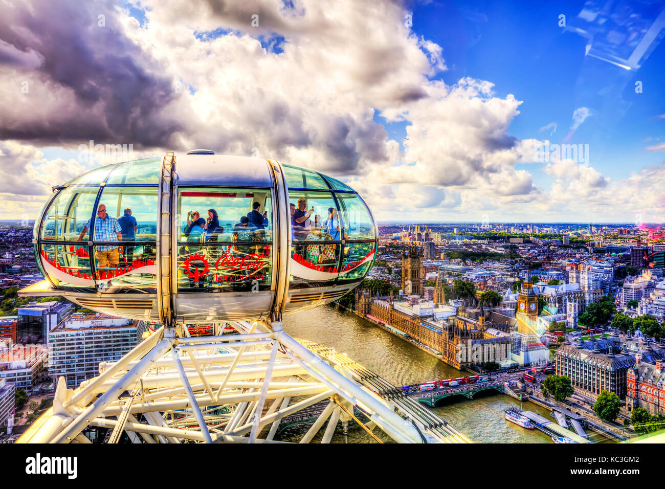 Sulla London Eye, il Tamigi dal London eye London eye capsula, top del London Eye, London eye ruota, i turisti sulla London Eye, Londra uk a cavallo Foto Stock
