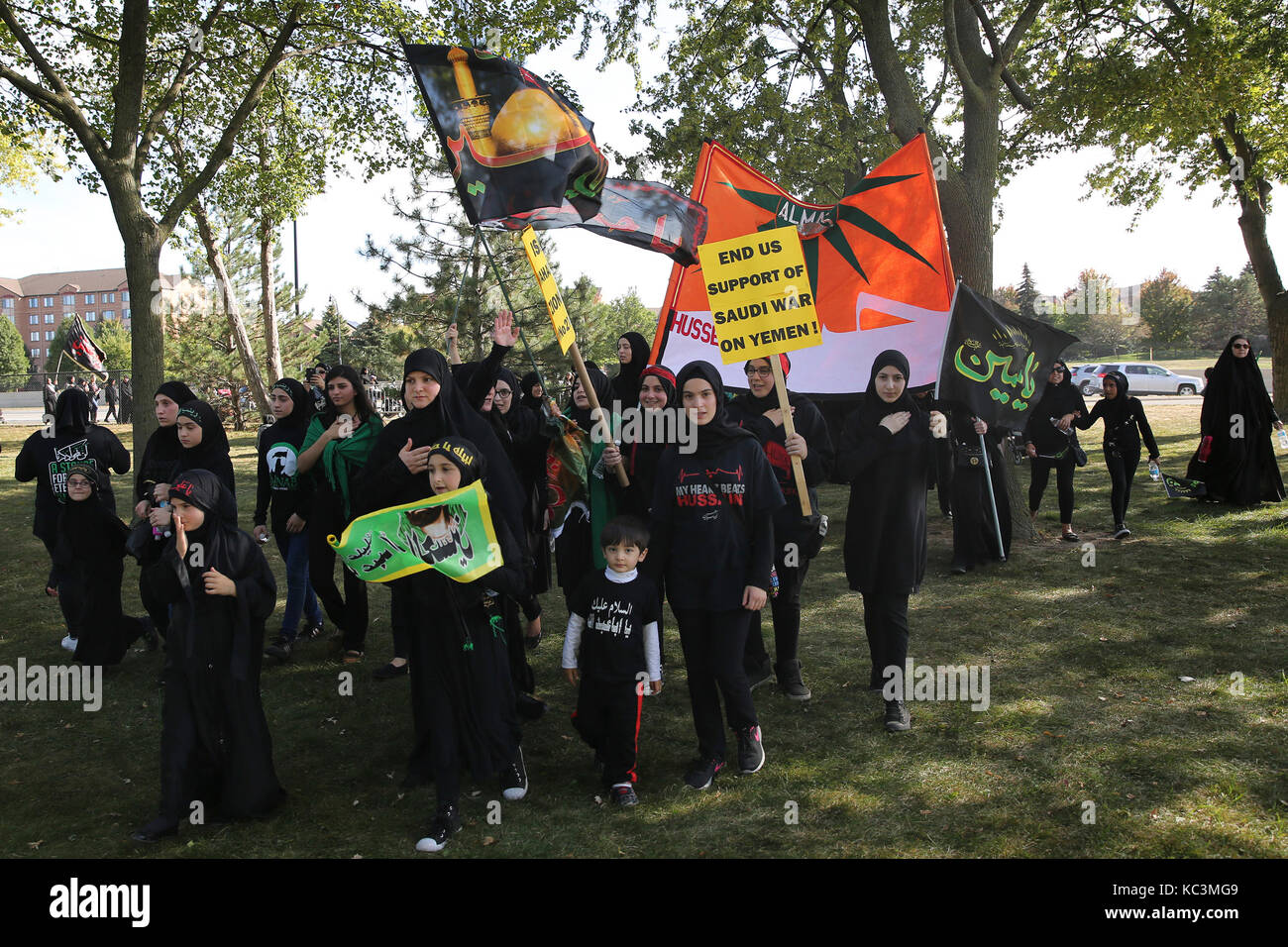 Musulmani sciiti partecipano in un rally su ashura, il decimo giorno di Muharram nel calendario islamico il 1 ottobre 2017 a Dearborn, Michigan. (Foto di chirag wakaskar/ Pacifico premere) Foto Stock