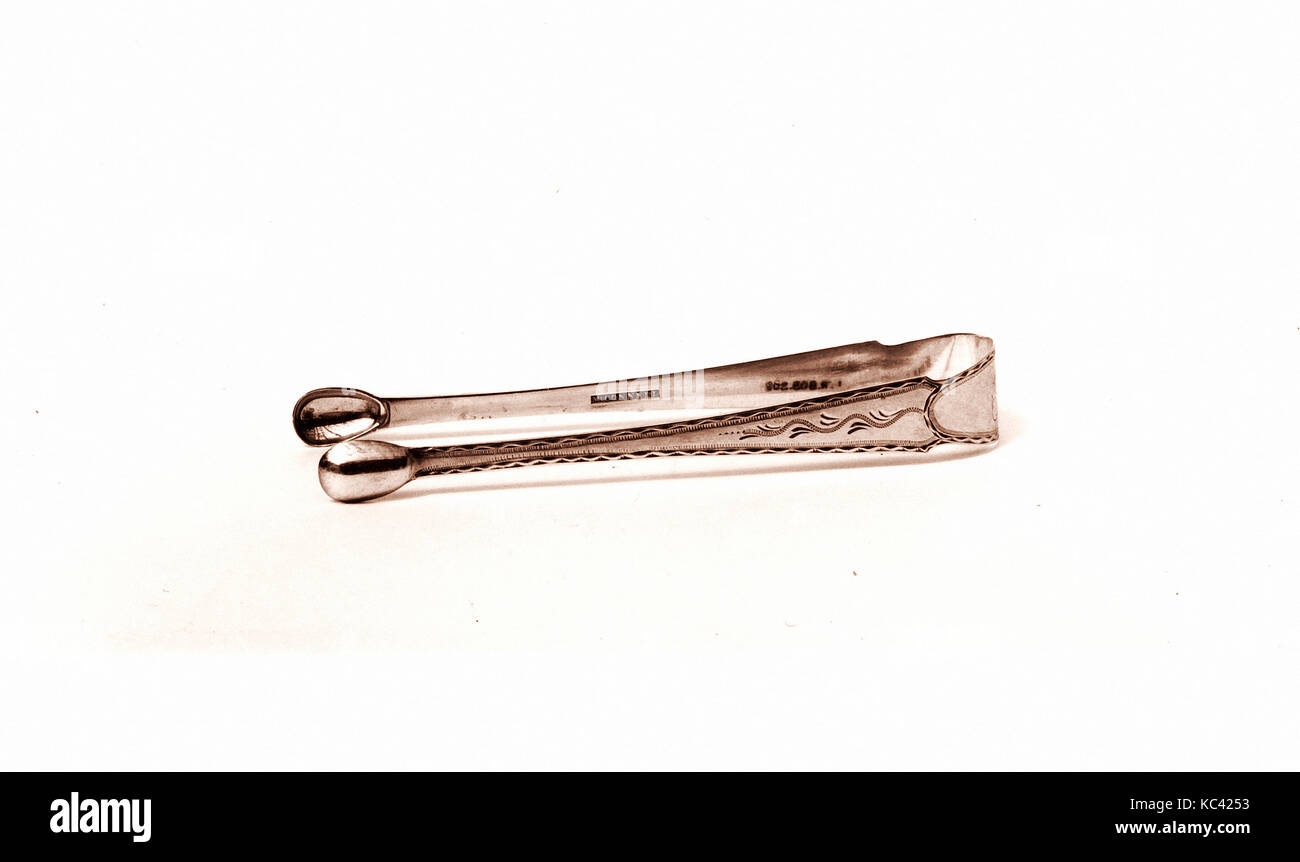 Pinze, ca. 1800, realizzato in Philadelphia, Pennsylvania, Stati Uniti, American, argento, L. 6 1/4 in. (15,9 cm), Argento, M. Connell Foto Stock