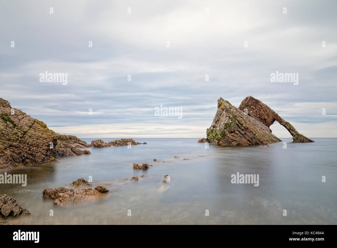 Bow Fiddle Rock, Portknockie, murene, Scotland, Regno Unito Foto Stock