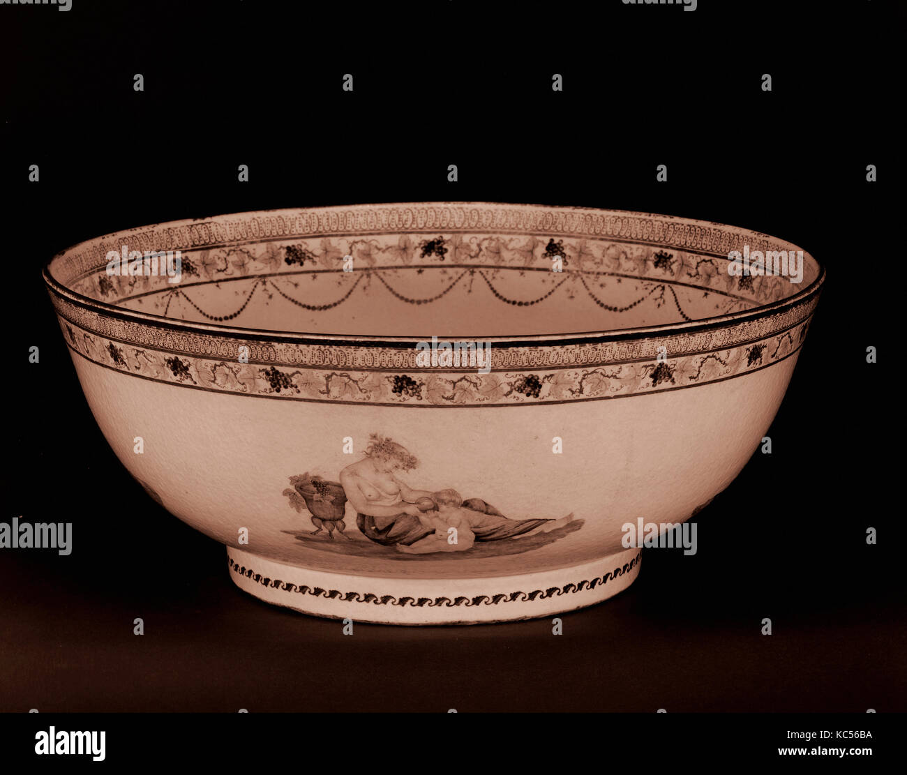 Punch Bowl, 1800-1805, realizzata in Cina, Cinese, porcellana, H. 9 1/8 in. (23,2 cm); Diam. 22 a. (55,9 cm), Ceramica Foto Stock