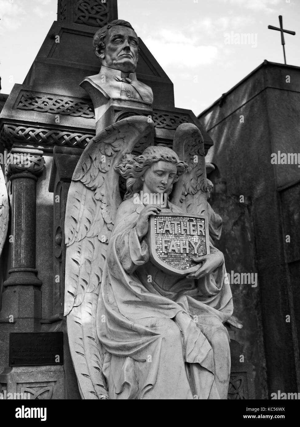 Statua di cattolica presso la Recoleta cimitero, Buenos Aires, Argentina Foto Stock