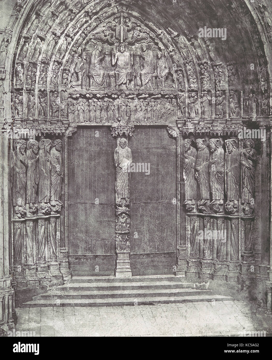 La cattedrale di Chartres, portale centrale del transetto sud; l'ultima sentenza, Charles Nègre, 1855, stampati 1857 Foto Stock