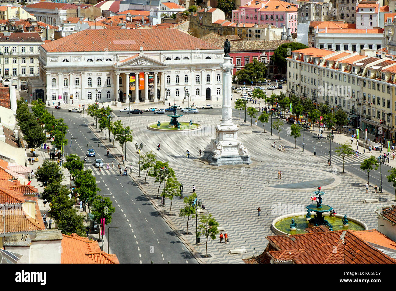 Piazza Rossio o Praça Dom Pedro IV, il cuore del centro storico. Lisbona, Portogallo Foto Stock