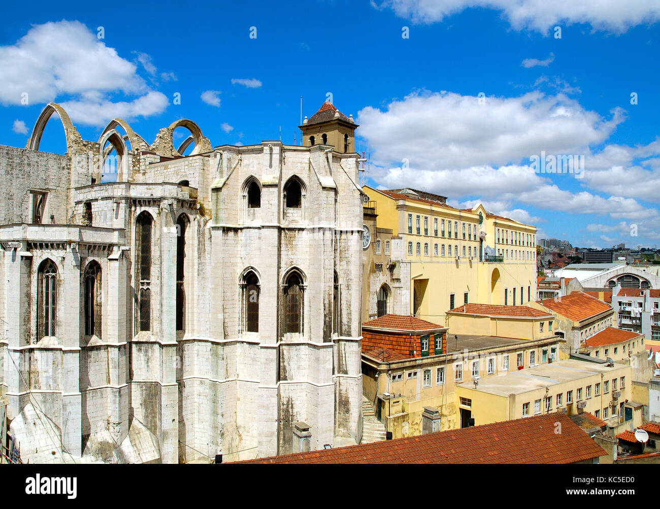 Convento do Carmo carmo (monastero). Lisbona, Portogallo Foto Stock