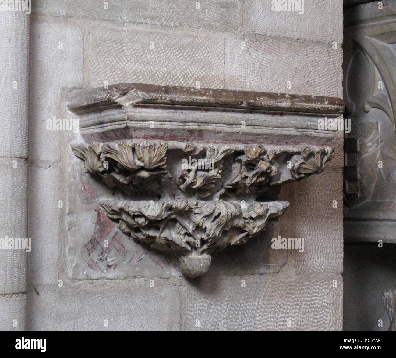 Corbel dal doppio monumento sepolcrale di Don Àlvar Rodrigo de Cabrera, Conte di Urgell e sua moglie Cecília di Foix Foto Stock