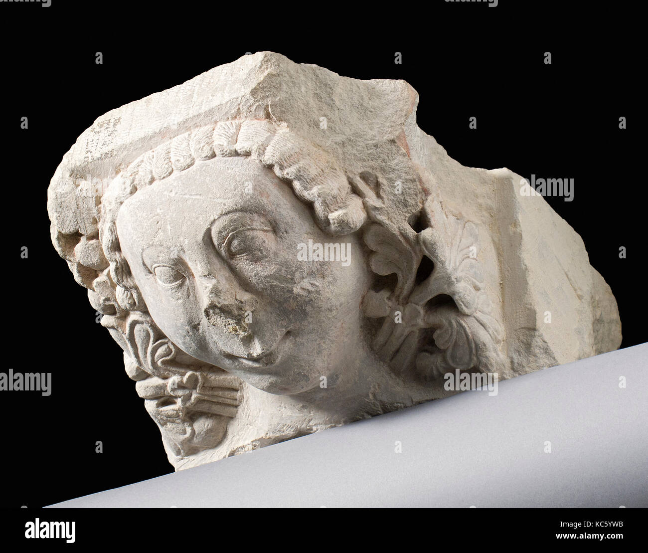 Corbel, del XIII secolo, realizzato a Canterbury, Inghilterra, British, calcare, complessivo: 6 3/16 x 11 3/4 x 18 in. (15,7 x 29,8 x 45,7 cm Foto Stock