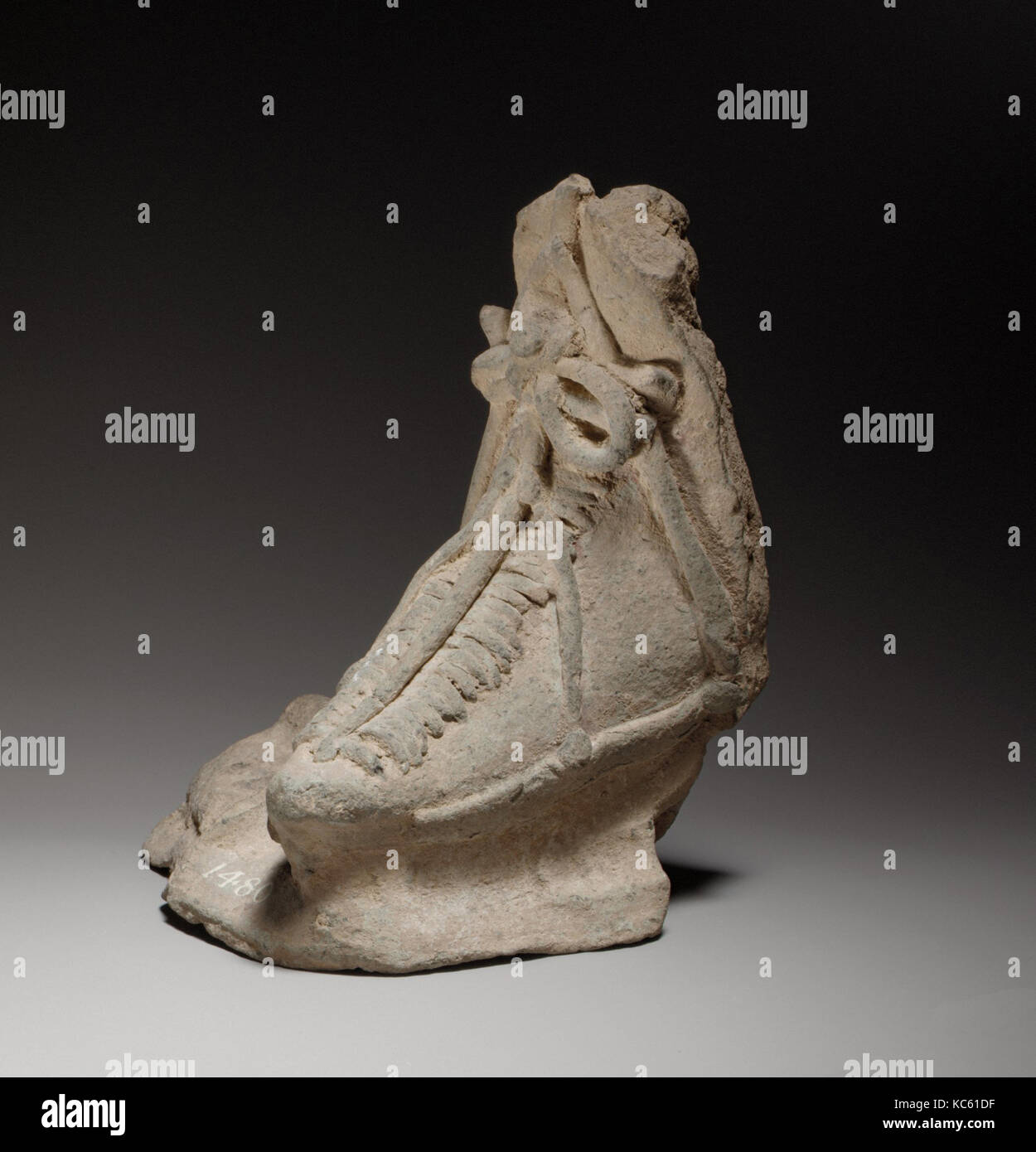 Il piede sinistro, eventualmente da un rilievo, II secolo A.C. Foto Stock