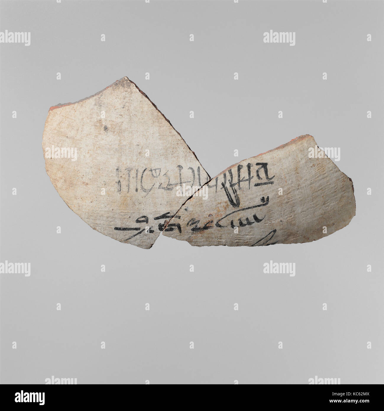 Fragement da un vaso con un cartellino di identificazione contenuto come il miele, ca. 1390-1352 A.C. Foto Stock