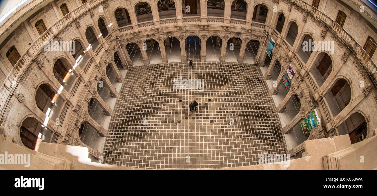 Il Palazzo del Governo dello stato del Chihuahua Messico situato nel Centro storico della Città di Chihuahua, è la sede della filiale esecutiva dello Stato. L'edificio è iconico in città, poiché al suo interno è l'altare della Patria di Miguel Hidalgo, Sito che è stato occupato dal patio del vecchio Collegio Gesuita a Chihuahua dove Hidalgo è stato girato il 30 luglio del 1811, nonché un museo tematico della Guerra di Indipendenza del Messico. ©Foto: LuisGutierrez/NortePhoto.com Foto Stock