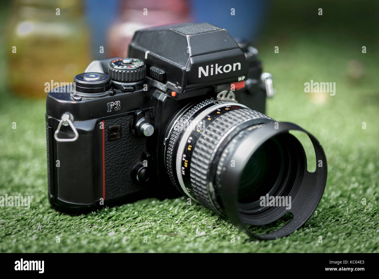 Nikon F3 reflex a lente singola 35mm Pellicola professionale fotocamera, lanciata per la prima volta nel 1980 e rimase in produzione fino al 2001. Foto Stock