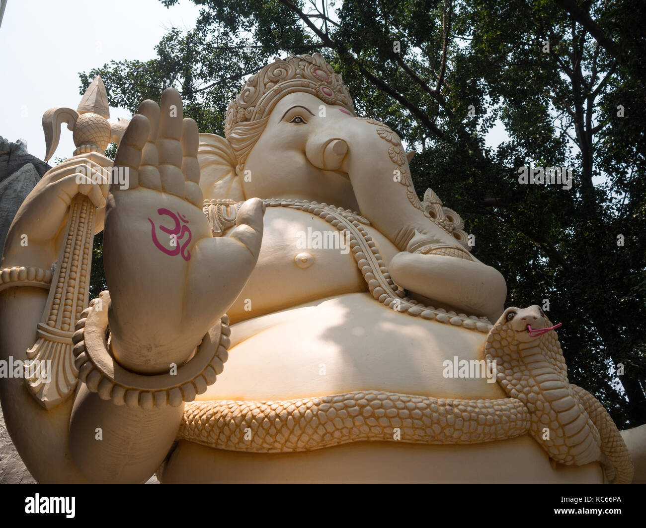 Ganesha statua nel tempio di Shiva, Bangalore Foto Stock