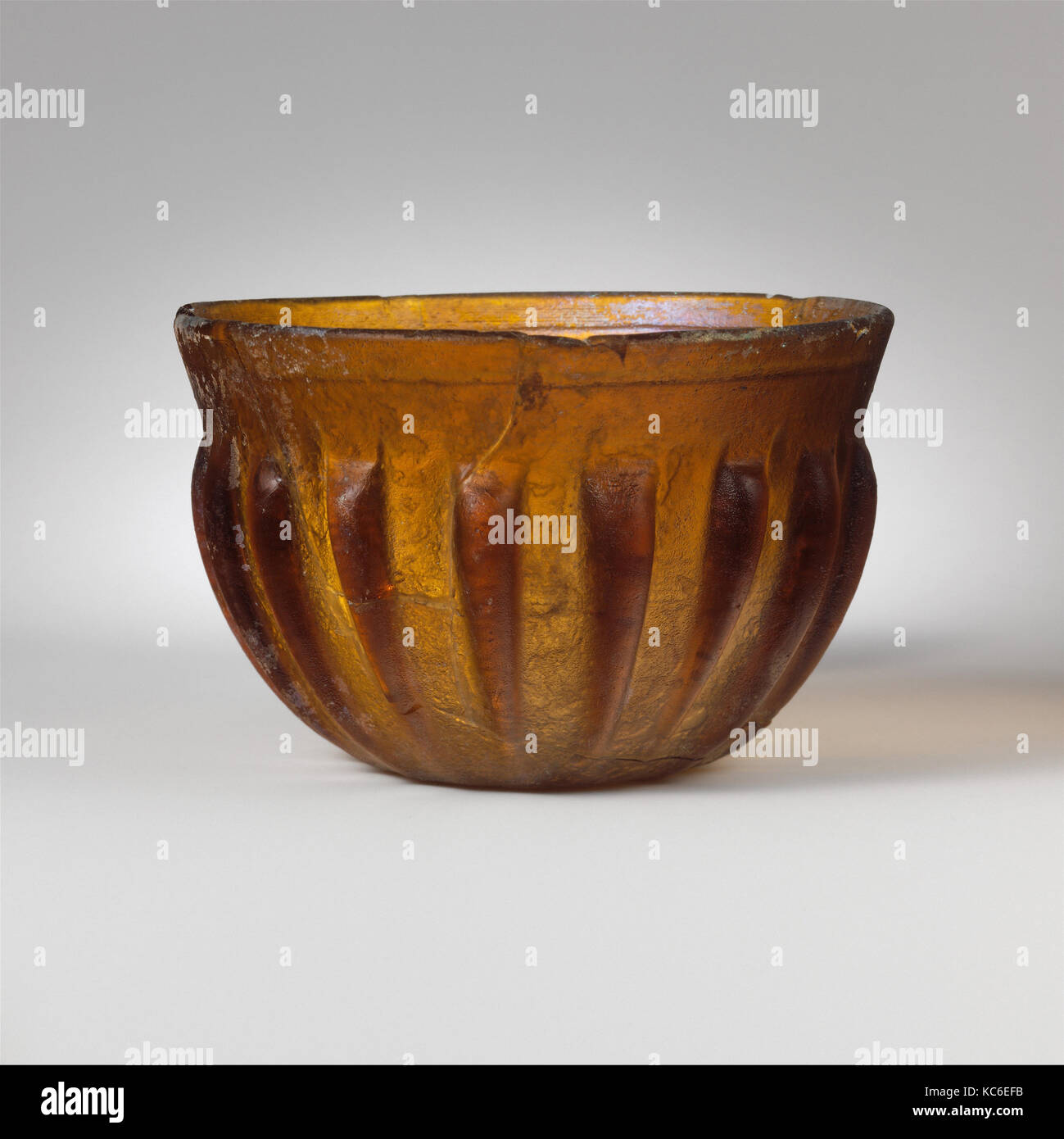 Vetro ciotola nervata, fine del I secolo A.C.-mid-1st secolo A.d Foto Stock