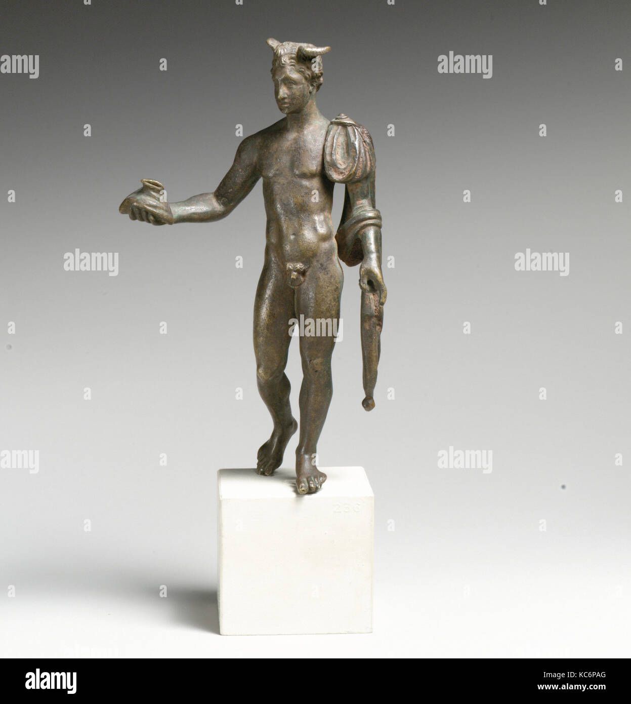 La coppiglia, bronzo, Altri: 4 3/16 in. (10,6 cm), bronzi Foto Stock