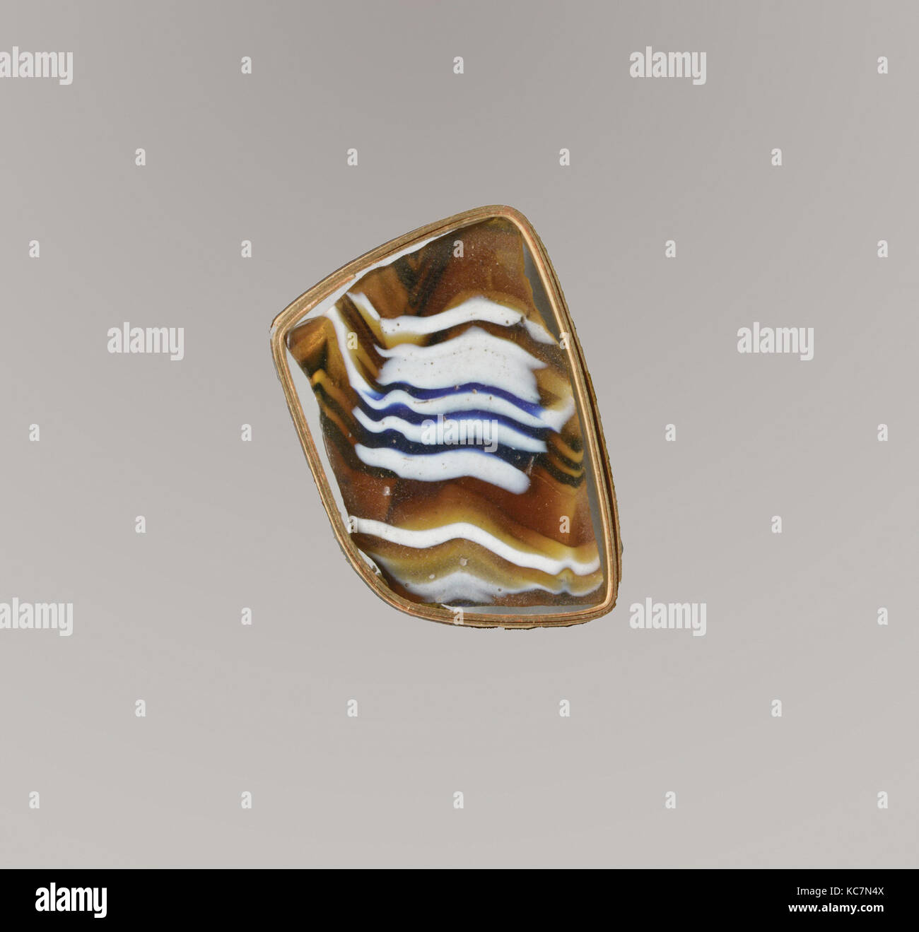 Mosaico di vetro scanalata frammento di ciotola, fine del I secolo A.C. - inizio del I secolo A.d Foto Stock