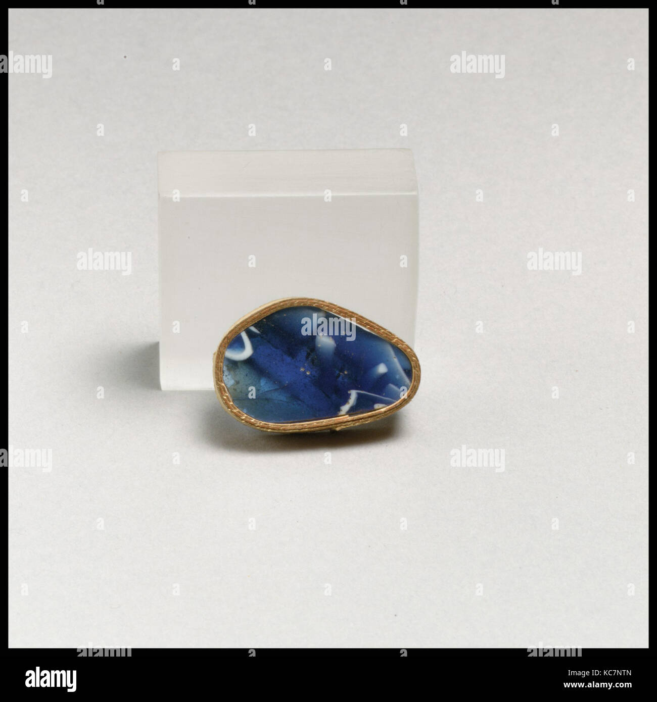 Mosaico di vetro scanalata frammento di ciotola, fine del I secolo A.C. - inizio del I secolo A.d Foto Stock