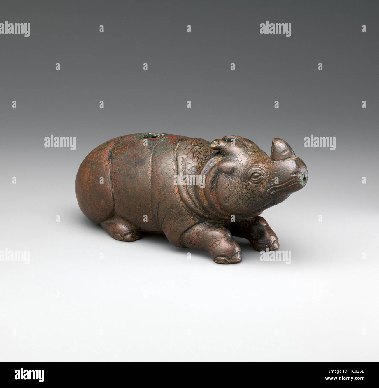 宋/明 铜犀牛形水注, acqua dropper in forma di un rinoceronte, XV secolo Foto Stock