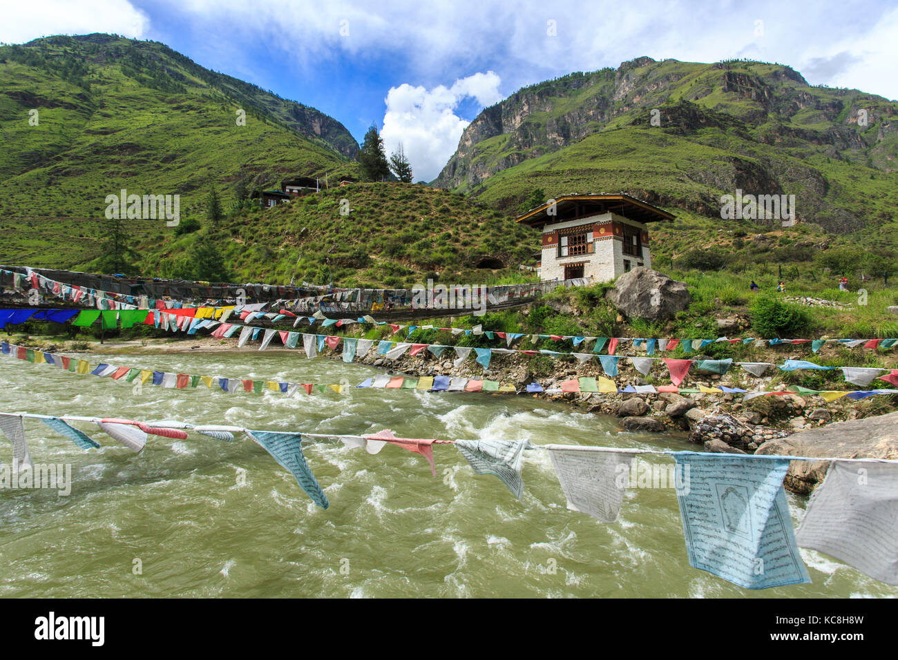 Ferro da stiro sospensione ponte vicino a Thimphu in Bhutan Foto Stock