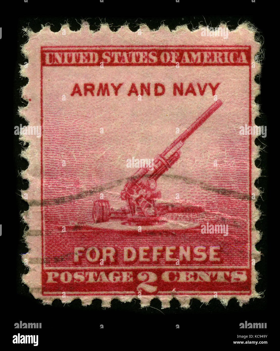 USA - 1930 CIRCA: Un francobollo stampato negli USA mostra l'immagine dedicata all'esercito e alla Marina intorno al 1930. Foto Stock