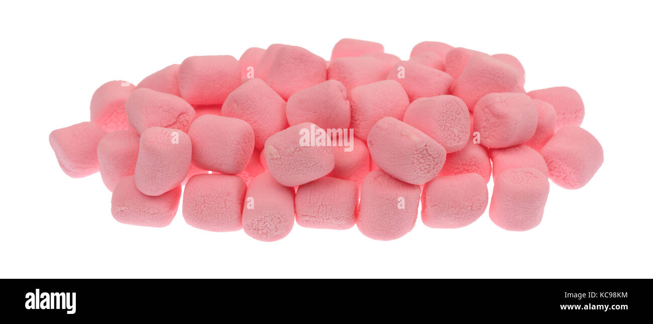 Una porzione di rosa in miniatura marshmallows isolato su uno sfondo bianco. Foto Stock