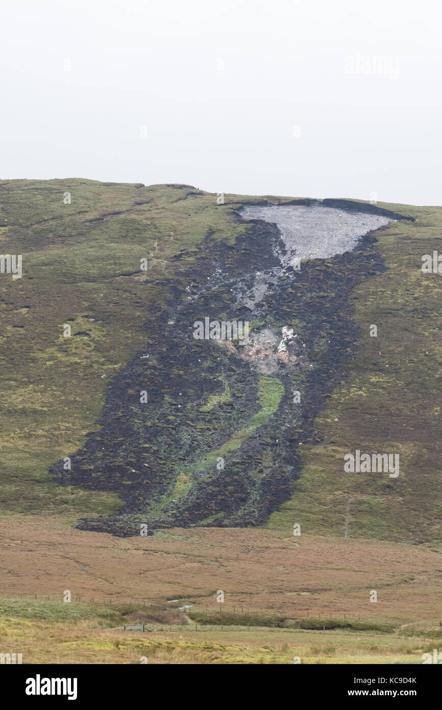 Scivolo di torba o burst di palude, Shetland Mainland, Isole Shetland, Scozia, Regno Unito Foto Stock