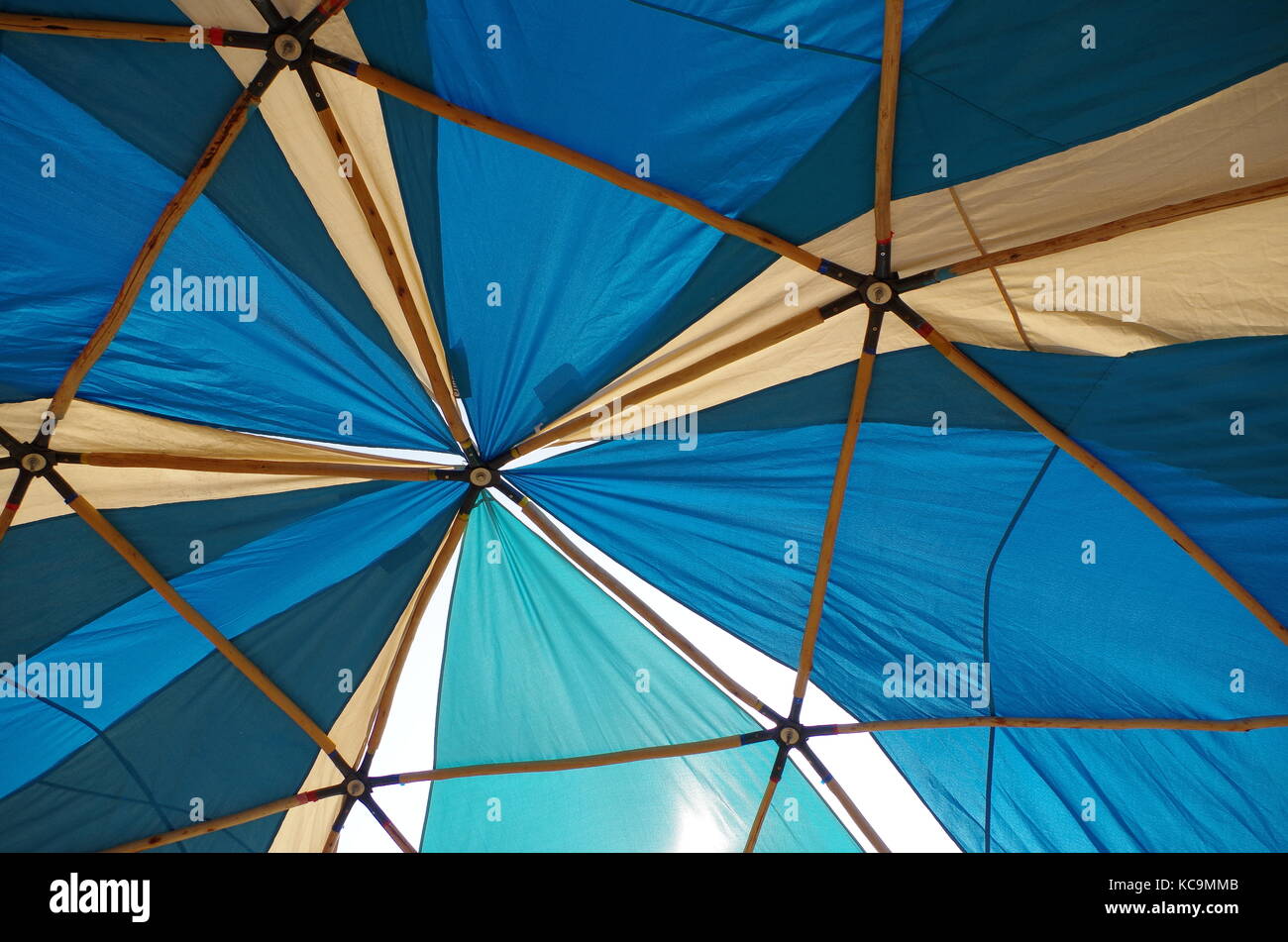 Struttura a soffitto a cupola Foto Stock