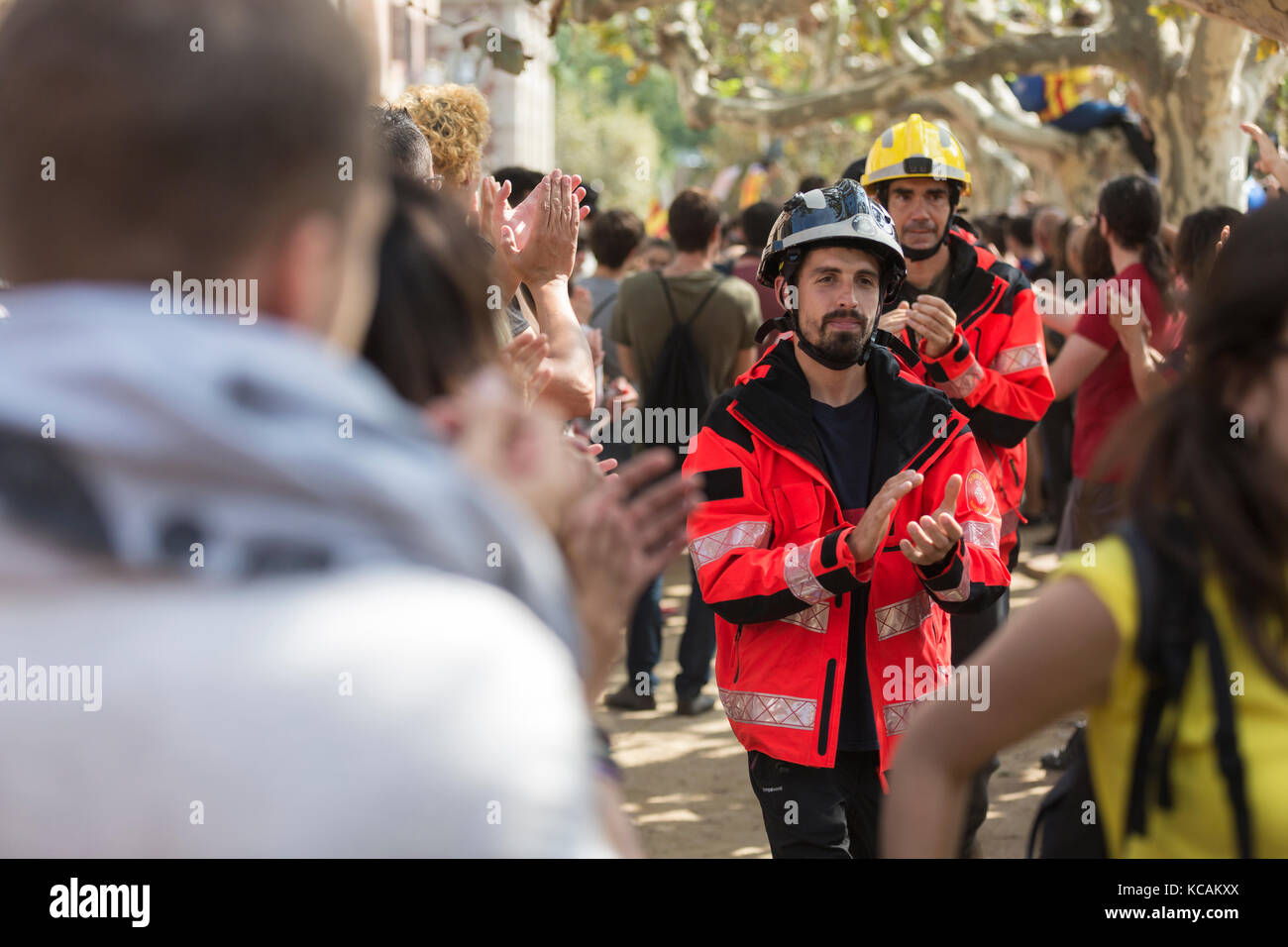 Barcellona, Spagna. 3° ott 2017. catalonia referendum. nazionalista spagnolo persone che protestano contro gli incidenti ultimo del referendum giorno. Credito: David ortega baglietto/alamy live news Foto Stock